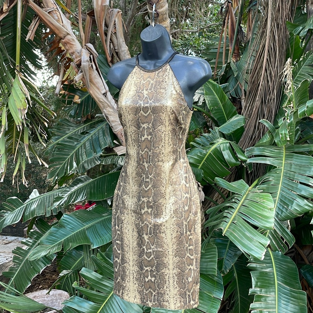 Cache sequin animal print halter look dress